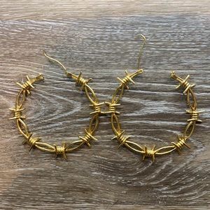 Maya Jewelry yellow gold barb wire earrings